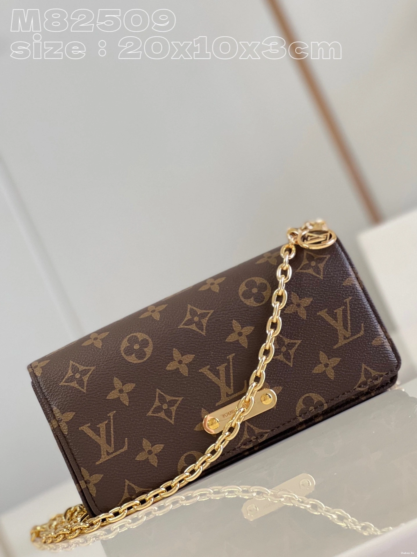 VUITTON Chain LOUIS On Lily Wallet 0710